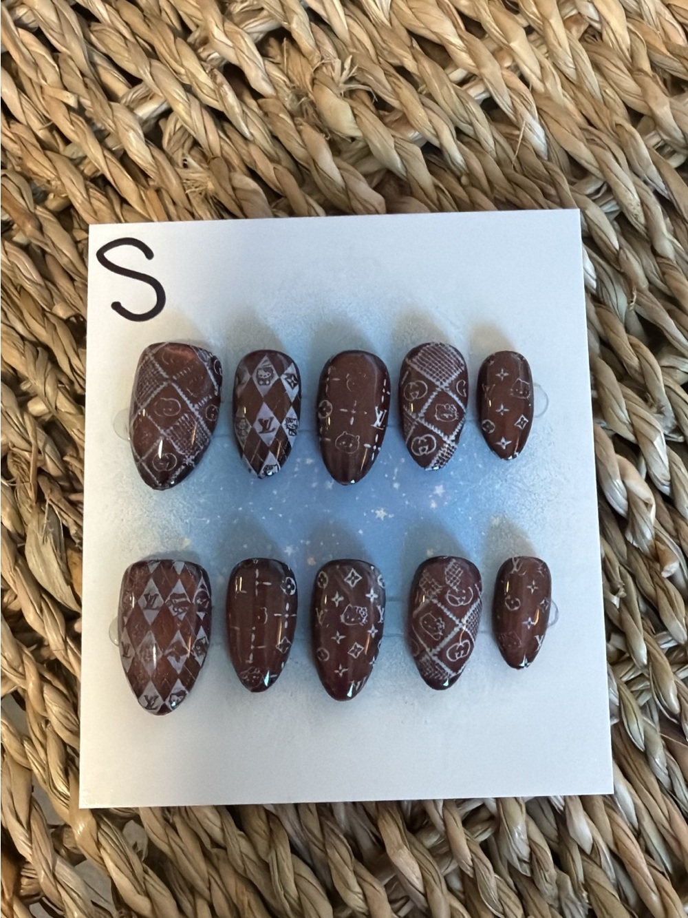 🤎 Brown Designer-Inspired Press-On Nails (Set of 10) 🤎